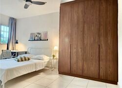 Lakeview Estate (D20), Apartment #572165351